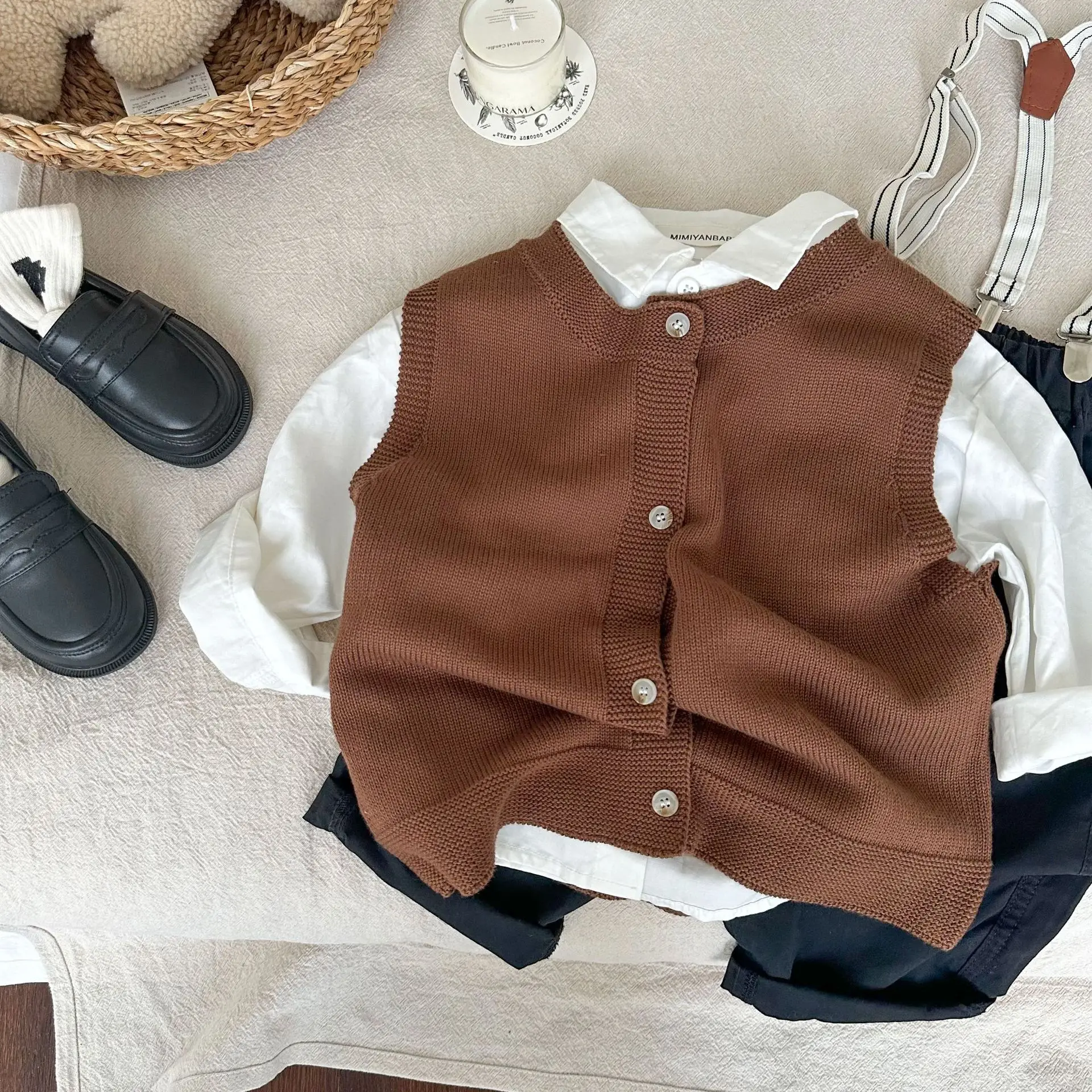 Kids' Sweater 2023 Autumn New Boys' and Girls' Solid Color Woolen Vest Baby Sweater Coat Fashion
Kids' Sweater 2023 Autumn New Boys' and Girls' Solid Color Woolen Vest Baby Sweater Coat Fashion
