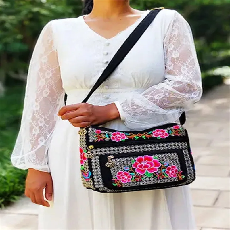 Women Shoulder Bag Vintage Travel Pouch Floral Embroidered Crossbody Zip Bag Female Embroidered Mobile Phone Bag
Women Shoulder Bag Vintage Travel Pouch Floral Embroidered Crossbody Zip Bag Female Embroidered Mobile Phone Bag