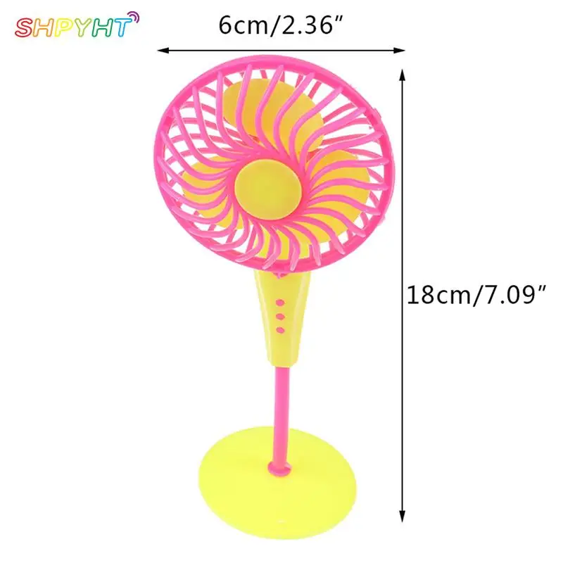 High Quality1 pc Mini Plastic Fan Doll Accessories Doll Furniture Dollhouse For Dolls Girl Toys Gift Random Color
High Quality1 pc Mini Plastic Fan Doll Accessories Doll Furniture Dollhouse For Dolls Girl Toys Gift Random Color