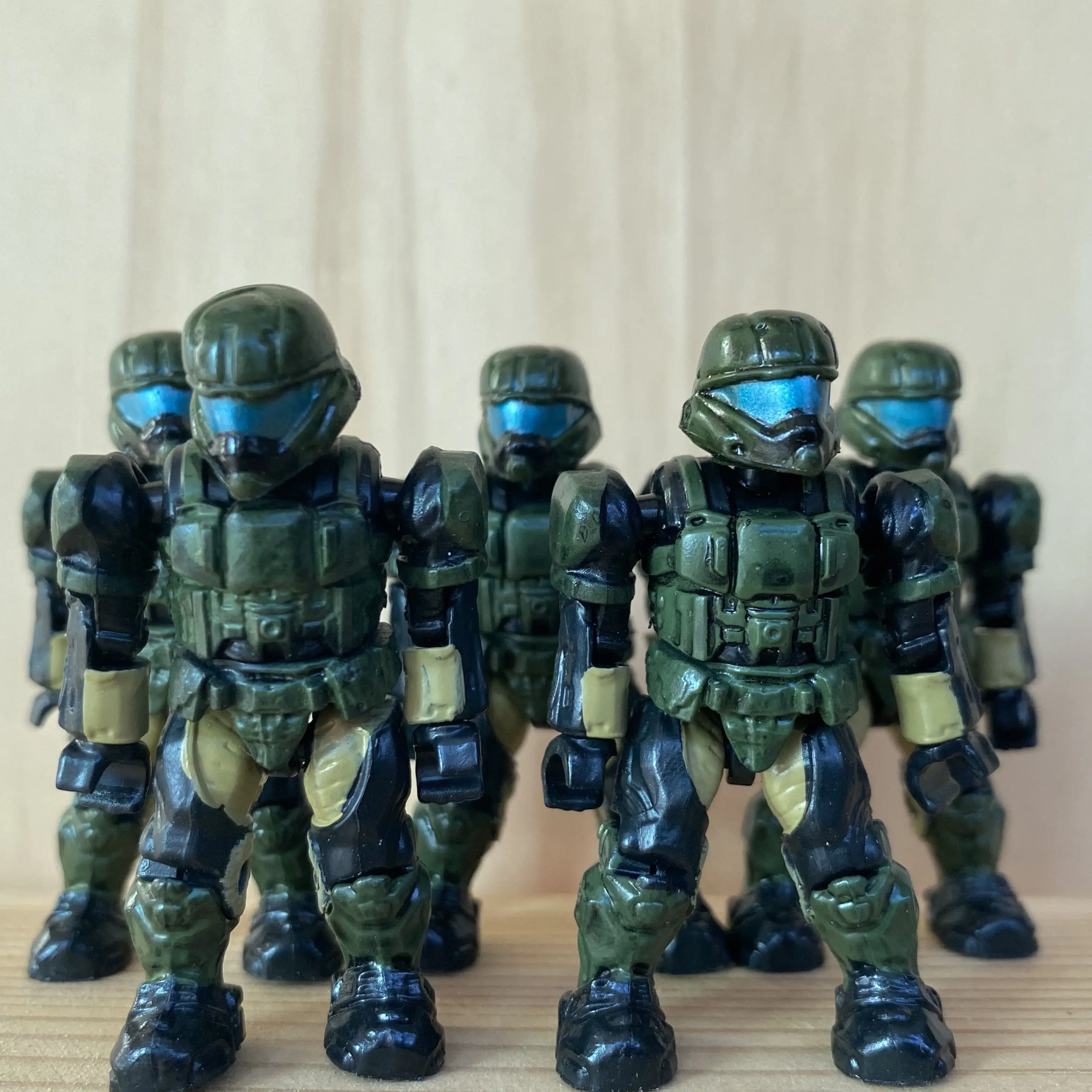 

LOT OF 5PCS 2 INCH HALO MEGA BLOKS GREEN ODST PILOT MINI FIGURE 96835 UNSC TOYS