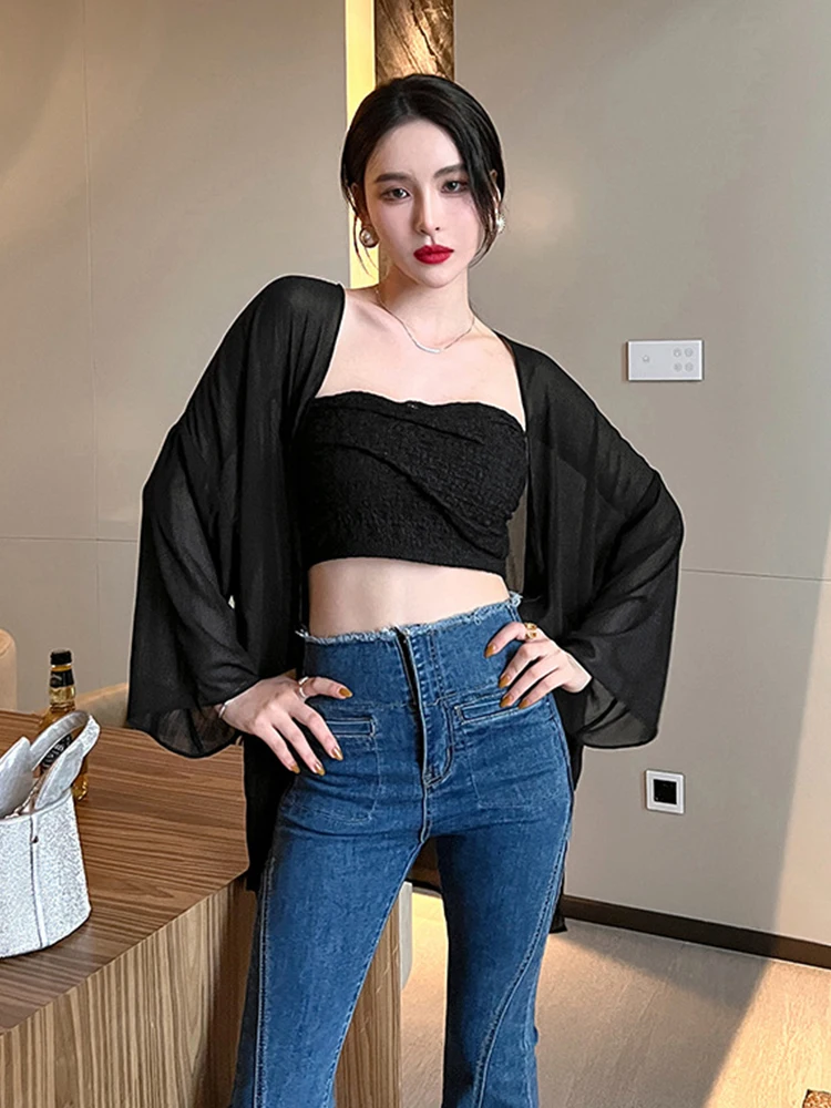 New Summer Women Jacket Casual Wild Loose Chiffon Solid See Through Long Sleeve Cardigan Shawl Femme Office Street Holiday Beach
New Summer Women Jacket Casual Wild Loose Chiffon Solid See Through Long Sleeve Cardigan Shawl Femme Office Street Holiday Beach