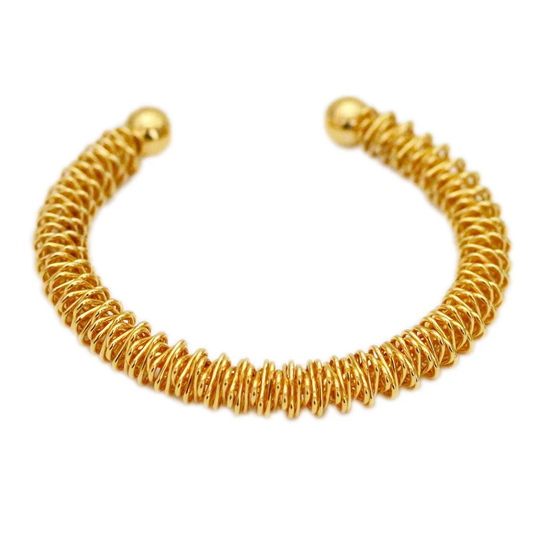 2023 New Classic Simple Copper Alloy Gold Colour Jewelry Bracelets Korean Fashion Accessories Girl's Unusual Bracelets For Woman
2023 New Classic Simple Copper Alloy Gold Colour Jewelry Bracelets Korean Fashion Accessories Girl's Unusual Bracelets For Woman