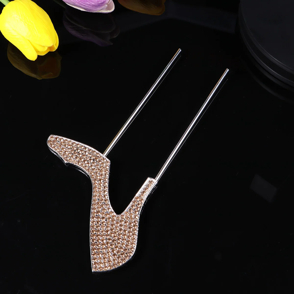 1pc Cake Topper High-heeled Shoes Glitter Alloy Cupcake Decoration Dessert Topper Cake Pick for Birthday Party
1pc Cake Topper High-heeled Shoes Glitter Alloy Cupcake Decoration Dessert Topper Cake Pick for Birthday Party