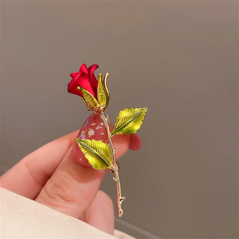 Beautiful Rose Flower Brooches Collection For Women Lady Elegant Flower Pin Summer Design Party Valentine Day Gift 2023
Beautiful Rose Flower Brooches Collection For Women Lady Elegant Flower Pin Summer Design Party Valentine Day Gift 2023