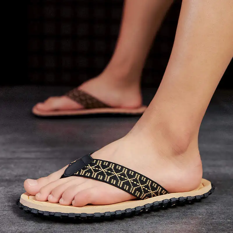 Rhinestone Flip Flops On The Platform Berfoot Men's Summer Shoes 2022 Boy Men's Sneaker Original Tennis Fur Slippers Dad Tennis
Rhinestone Flip Flops On The Platform Berfoot Men's Summer Shoes 2022 Boy Men's Sneaker Original Tennis Fur Slippers Dad Tennis