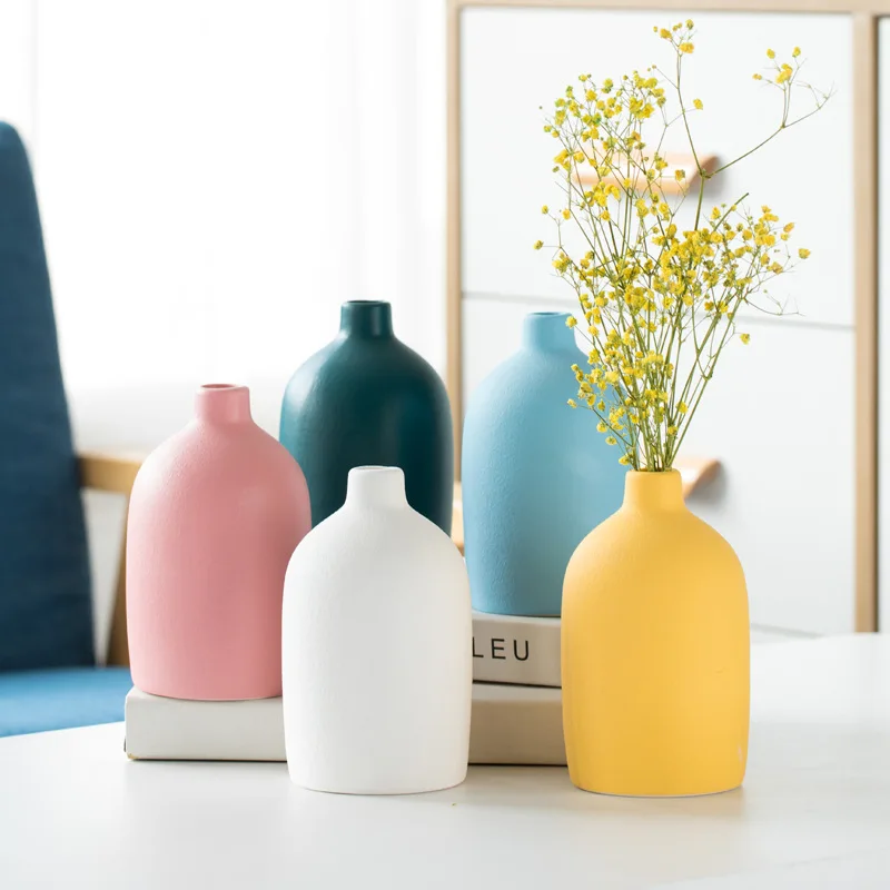 Nordic Color Smooth Bright Face Flower Arrangement Small Vase Ceramic Home Decor Living Room Dining Room Pot Art Ornaments Vases
Nordic Color Smooth Bright Face Flower Arrangement Small Vase Ceramic Home Decor Living Room Dining Room Pot Art Ornaments Vases