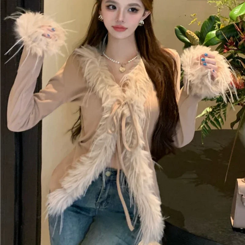 Cardigan Coat Fur Edge Patchwork Long Sleeve Women's Top Spring Autumn Inner Layer Bottom Layer Solid Color Slim Women Clothes
Cardigan Coat Fur Edge Patchwork Long Sleeve Women's Top Spring Autumn Inner Layer Bottom Layer Solid Color Slim Women Clothes