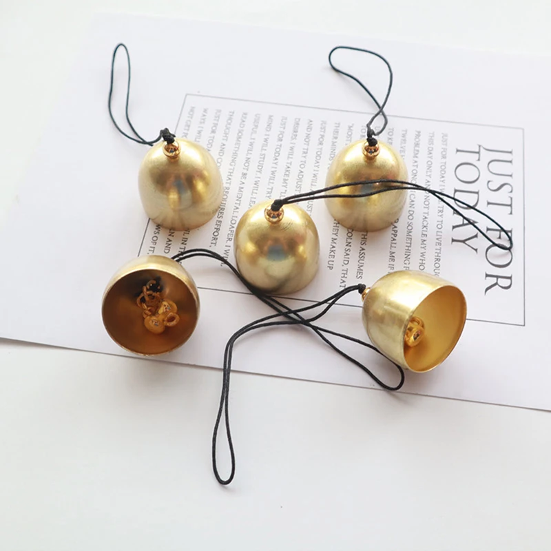 DIY Brass Mini Bell Christmas Metal Bell Pendant Brass Door Bell Diy Craft Wind Chime Brass Bell Decorations Accessories
DIY Brass Mini Bell Christmas Metal Bell Pendant Brass Door Bell Diy Craft Wind Chime Brass Bell Decorations Accessories