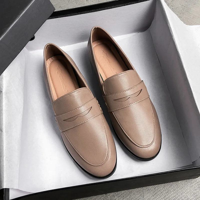 TOPHQWS Retro 2022 Spring Women Loafers Quality Soft Leather Luxury Women Flat Shoes Casual Slip On Designer Moccasins Shoes
TOPHQWS Retro 2022 Spring Women Loafers Quality Soft Leather Luxury Women Flat Shoes Casual Slip On Designer Moccasins Shoes