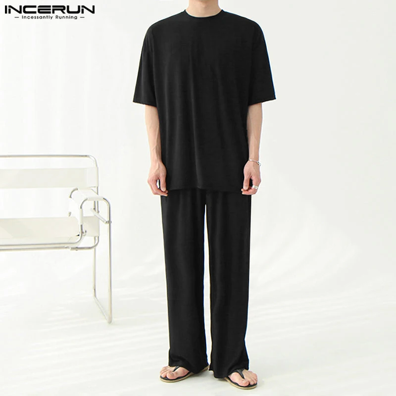 Korean Style New Men's Sets Short-sleeved T-shirts Trousers Casual Fashion Male Pleated Solid Two-piece Sets S-5XL INCERUN 2023
Korean Style New Men's Sets Short-sleeved T-shirts Trousers Casual Fashion Male Pleated Solid Two-piece Sets S-5XL INCERUN 2023