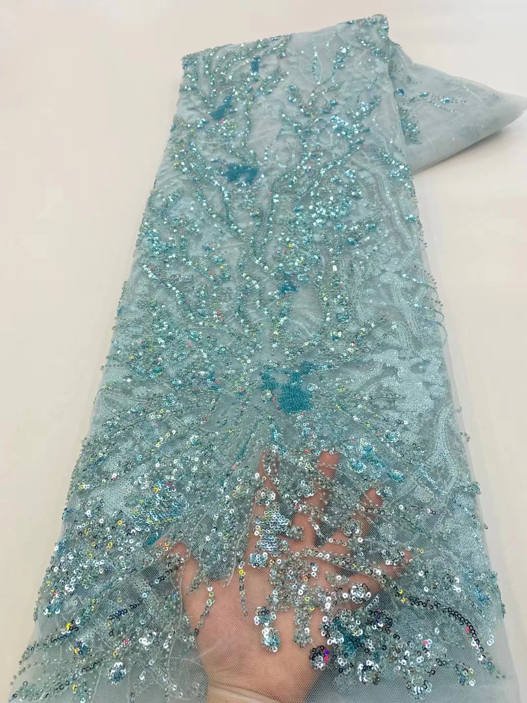 Luxury Handmade Beaded Lace Fabric Green Embroidery Sequins French Lace Fabric For Wedding Dress Nigerian Tulle Fabric KXX22310
Luxury Handmade Beaded Lace Fabric Green Embroidery Sequins French Lace Fabric For Wedding Dress Nigerian Tulle Fabric KXX22310