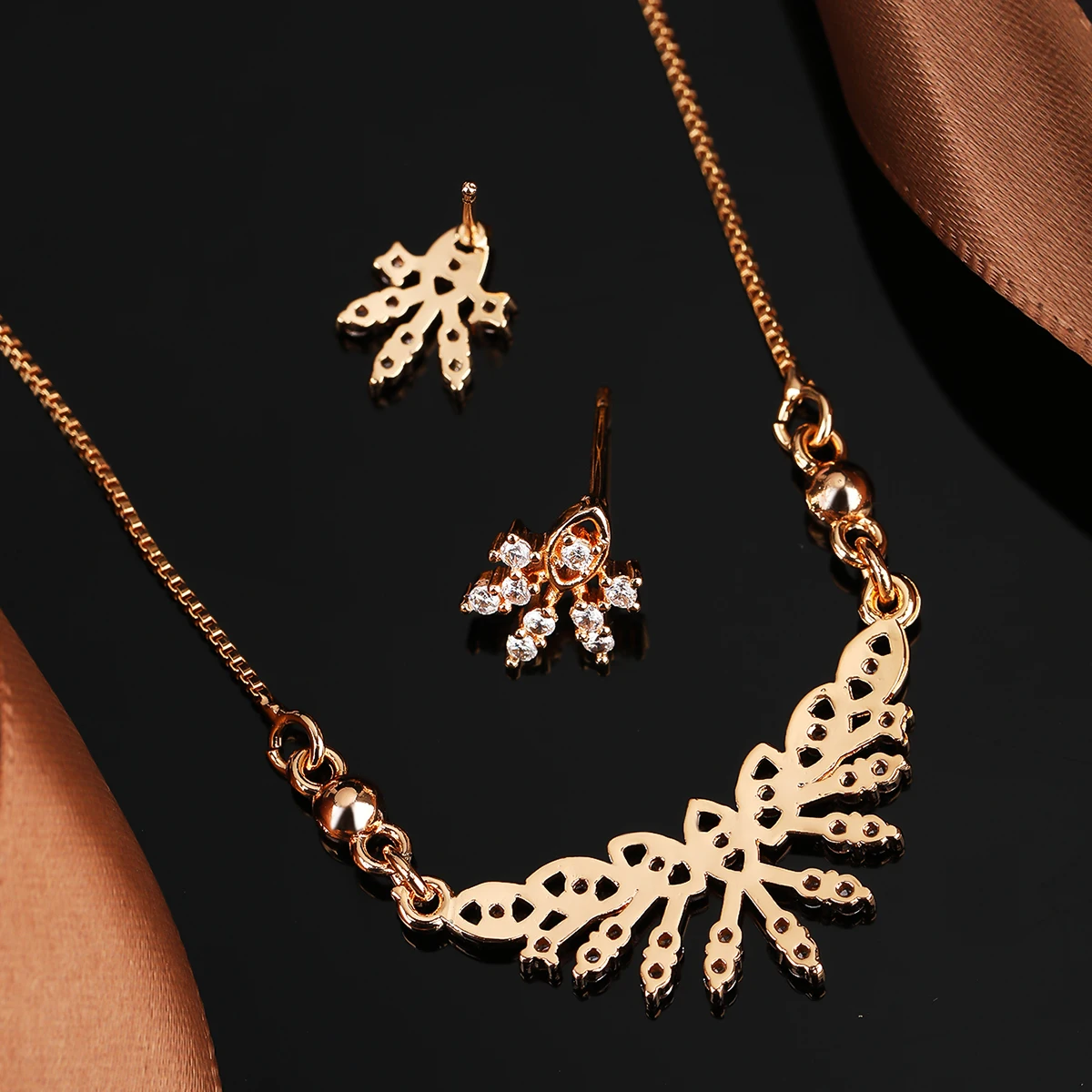 Selead Inlaid Zircon Women's Pendant Necklace Fashion Creative Gold Plated Jewelry Gift
Selead Inlaid Zircon Women's Pendant Necklace Fashion Creative Gold Plated Jewelry Gift