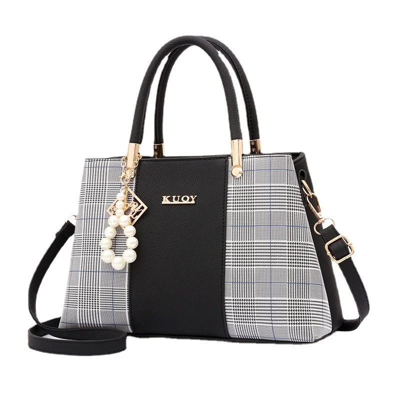 PU Leather Large Capacity Woman Handbag Grid Shoulder Bag Fashion Casual Luxury Designer Patchwork Crossbody Pack
PU Leather Large Capacity Woman Handbag Grid Shoulder Bag Fashion Casual Luxury Designer Patchwork Crossbody Pack