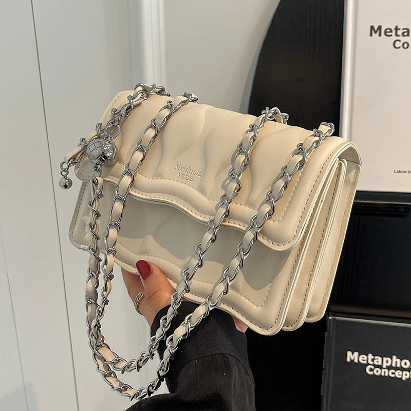 Women PU Leather Handbags INS Fashion Brand Design Chain 8 Solid Color Diamond Lattice Thread Woman Crossbody Bags Shoulder Bags
Women PU Leather Handbags INS Fashion Brand Design Chain 8 Solid Color Diamond Lattice Thread Woman Crossbody Bags Shoulder Bags