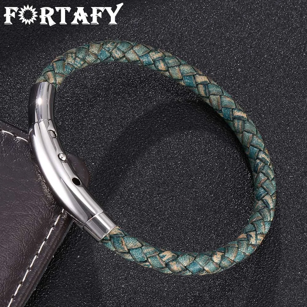 Simple Vintage Braided Leather Bracelet Men Women Jewelry S.Steel Clasp Adjustable Bracelet Leather Male Wristband Gifts SP0395
Simple Vintage Braided Leather Bracelet Men Women Jewelry S.Steel Clasp Adjustable Bracelet Leather Male Wristband Gifts SP0395