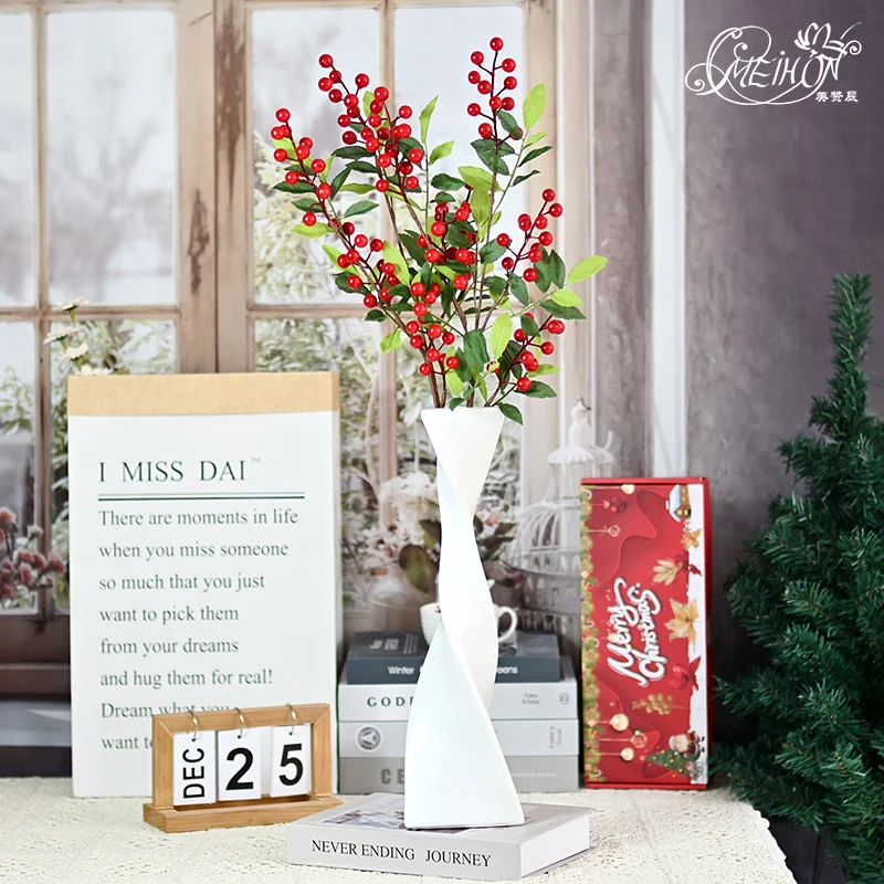 Artificial Plants With Leaves And Red Fruits Home Decoration Christmas Berries Small Fresh Fake Flower Ornaments Flower Arrangem
Artificial Plants With Leaves And Red Fruits Home Decoration Christmas Berries Small Fresh Fake Flower Ornaments Flower Arrangem