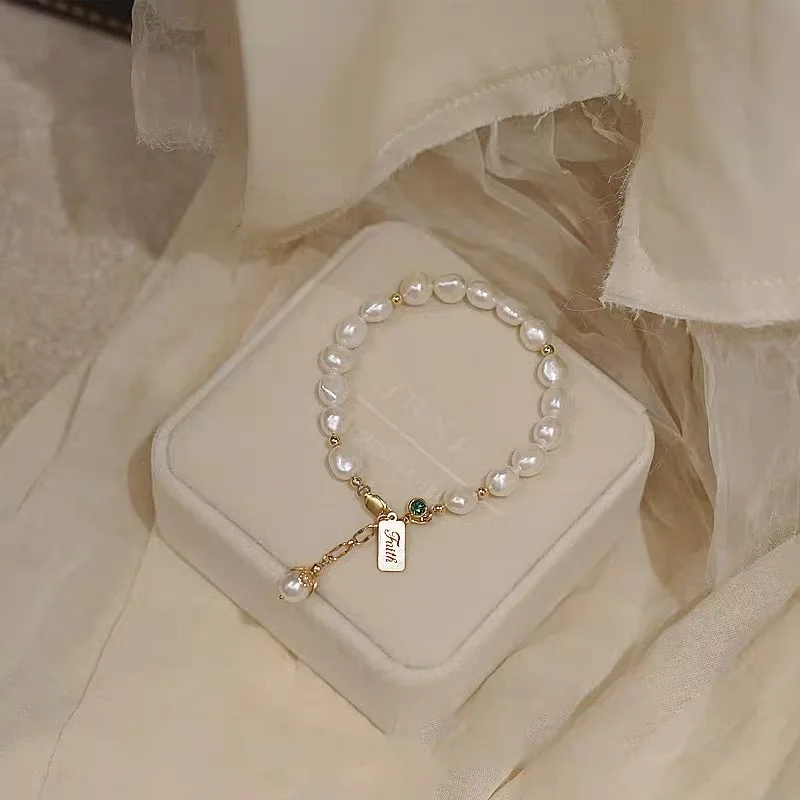 Freshwater pearl bracelet female ins niche design cold wind net red 14K special-shaped beads bracelet gift 
Freshwater pearl bracelet female ins niche design cold wind net red 14K special-shaped beads bracelet gift