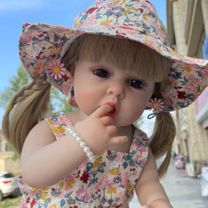 55CM Reborn Toddler Girl Princess Erin Full Body Silicone Baby Dolls Hand-detailed Paiting Rooted Hair Bath Toy for Girls
55CM Reborn Toddler Girl Princess Erin Full Body Silicone Baby Dolls Hand-detailed Paiting Rooted Hair Bath Toy for Girls