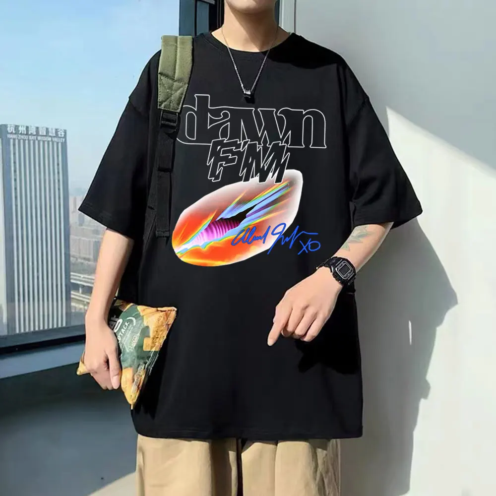 The Weeknd Dawn FM Graphic Tshirt Short Sleeve Men Women Fashion Vintage Gothic Tees Men's Summer Hot Hip Hop Oversized T Shirt 
The Weeknd Dawn FM Graphic Tshirt Short Sleeve Men Women Fashion Vintage Gothic Tees Men's Summer Hot Hip Hop Oversized T Shirt