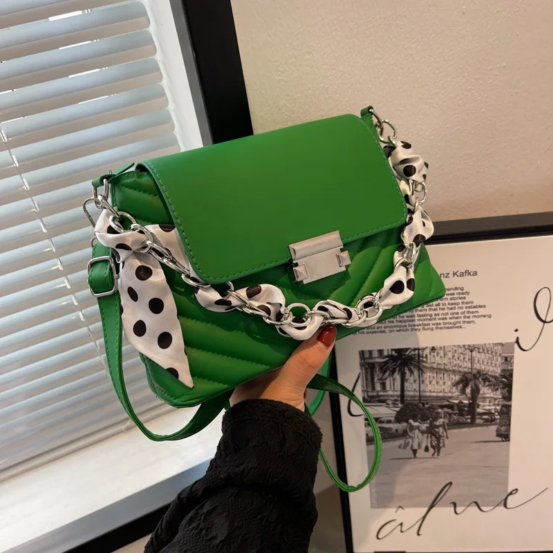 Сумка-мессенджер Женская однотонная, большой вместимости, клатч от известного дизайнера, роскошный брендовый саквояж на плечо, чемоданчик ... 
Сумка-мессенджер Женская однотонная, большой вместимости, клатч от известного дизайнера, роскошный брендовый саквояж на плечо, чемоданчик ...