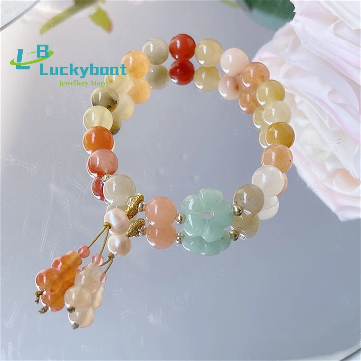 New Style Gold Silk Jade Bracelet Female Retro Chinoiserie Style Green Dongling Small Flower Gourd Dripping Hand String Boudoir
New Style Gold Silk Jade Bracelet Female Retro Chinoiserie Style Green Dongling Small Flower Gourd Dripping Hand String Boudoir
