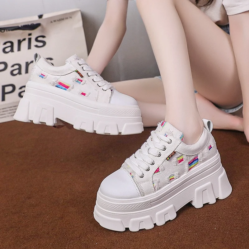 Туфли-лодочки женские на платформе, базовые, с круглым носком, на каблуке 9 см, на шнуровке, парусиновые, черные, размеры 34-39
Туфли-лодочки женские на платформе, базовые, с круглым носком, на каблуке 9 см, на шнуровке, парусиновые, черные, размеры 34-39