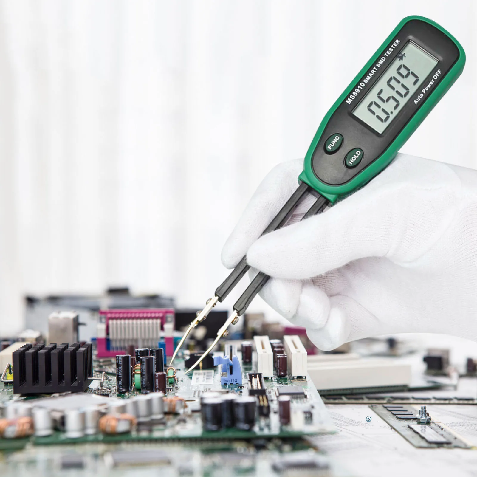 Цифровой мультиметр SMD, тестер автоматически распознает сопротивление микросхем и емкость
Цифровой мультиметр SMD, тестер автоматически распознает сопротивление микросхем и емкость