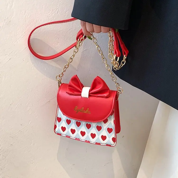 Micro Mini Leather Phone Pink Bag Handbags for Women 2022 Designer Luxury Stylish with Long Chain Red Heart Bow Valentine Gift
Micro Mini Leather Phone Pink Bag Handbags for Women 2022 Designer Luxury Stylish with Long Chain Red Heart Bow Valentine Gift