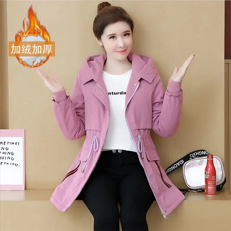2023New Medium Long Jackets Female Add Velvet Cotton Windbreaker Korean Loose Hooded Coat Autumn Winter Cardigan Women Outerwear
2023New Medium Long Jackets Female Add Velvet Cotton Windbreaker Korean Loose Hooded Coat Autumn Winter Cardigan Women Outerwear