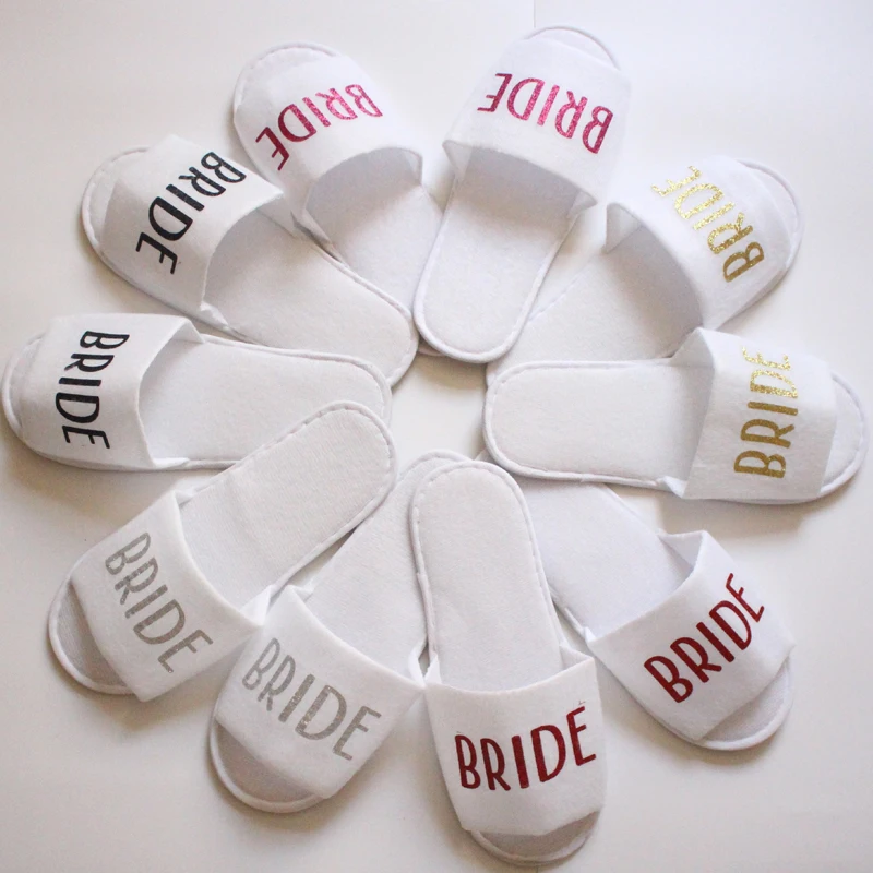 New Wedding Party Slippers Hotel Disposable Bride And Bridesmaid Team Slippers Golden Bronzing Letters Fabric Indoor Floor Shoes
New Wedding Party Slippers Hotel Disposable Bride And Bridesmaid Team Slippers Golden Bronzing Letters Fabric Indoor Floor Shoes