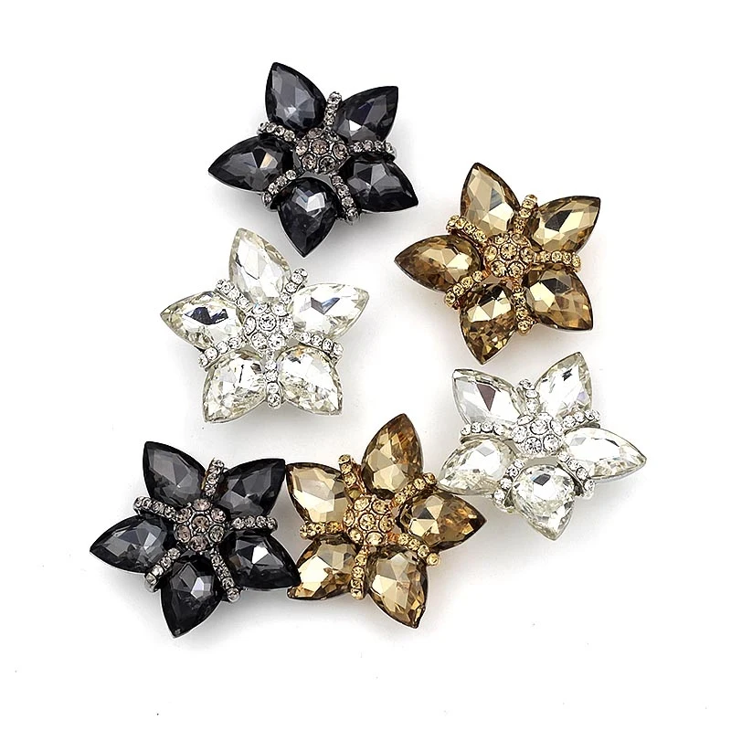 1pcs Extravagant Metal Buttons Rhinestone Sleeve Buckles Shank For Sewing Clothing Accessory
1pcs Extravagant Metal Buttons Rhinestone Sleeve Buckles Shank For Sewing Clothing Accessory