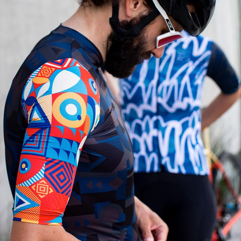 In Stock SDIG Top Quality Black Top Quality Short Sleeve Cycling Jersey Pro Team Aero Cut With Newest Seamless Process Road Mtb
In Stock SDIG Top Quality Black Top Quality Short Sleeve Cycling Jersey Pro Team Aero Cut With Newest Seamless Process Road Mtb