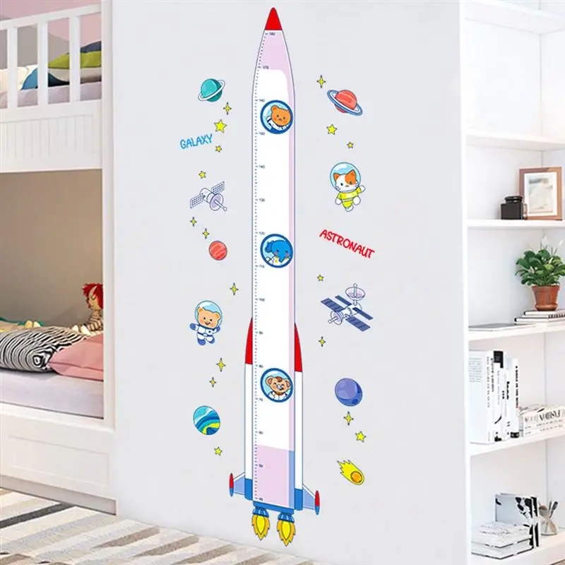 Линейка для измерения высоты в детской комнате детского сада
Линейка для измерения высоты в детской комнате детского сада