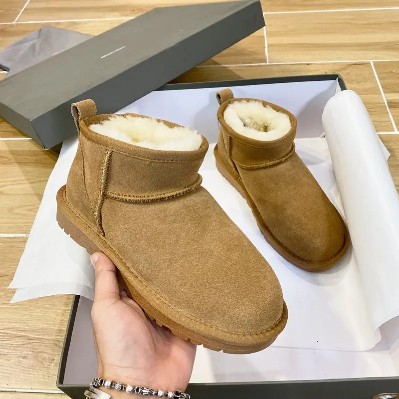 2022 Snow Boots Women's Short Tube Fur One-piece Short Boots Autumn and Winter Leather Plus Velvet Cotton Shoes Couple
2022 Snow Boots Women's Short Tube Fur One-piece Short Boots Autumn and Winter Leather Plus Velvet Cotton Shoes Couple