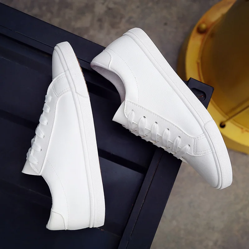 New Spring And Summer Lace-up White Shoes Women Flat Leather Shoes Female White Board Casual Shoes Women
New Spring And Summer Lace-up White Shoes Women Flat Leather Shoes Female White Board Casual Shoes Women