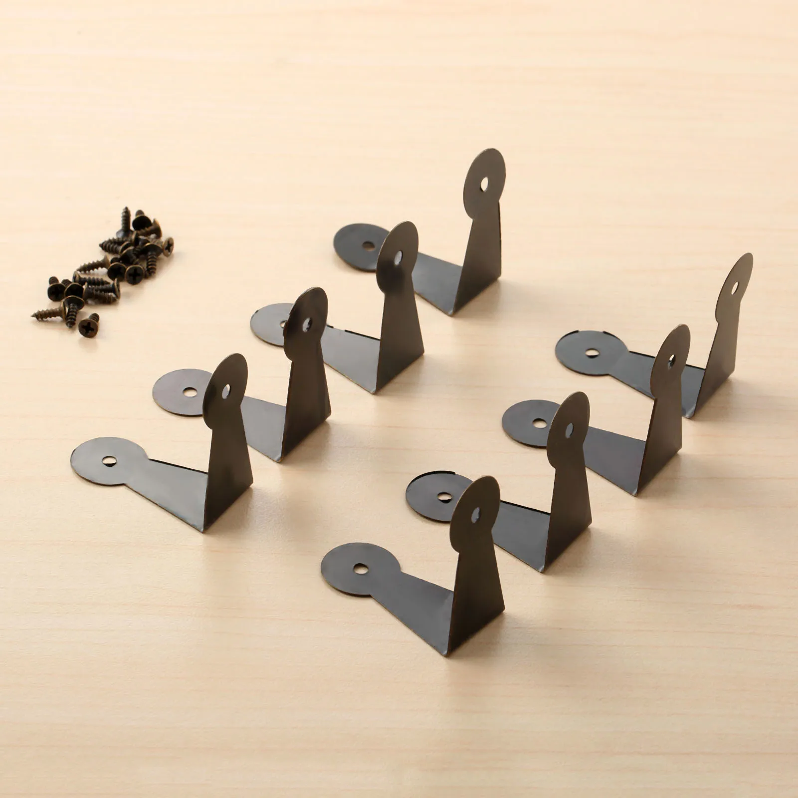 Античные бронзовые угловые протекторы 39*39*20 мм
Античные бронзовые угловые протекторы 39*39*20 мм