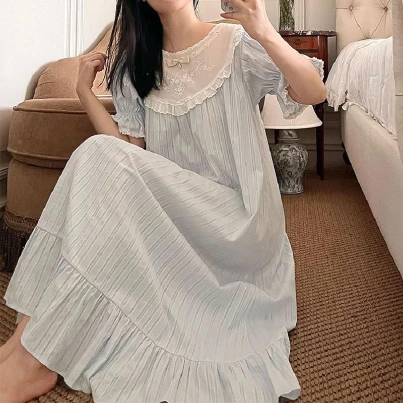 Sweet Soft Cotton Nightgowns For Women Delicate Embroidery Short Sleeve Summer Sleepwear Loose Night Dress
Sweet Soft Cotton Nightgowns For Women Delicate Embroidery Short Sleeve Summer Sleepwear Loose Night Dress