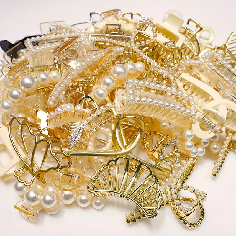 Metal Grabbing Clip Head Hairpin Fashion Korean Pearl Hairpin Shark Clip Hairpin Headdress Hair Accessories Hair Claw Woman
Metal Grabbing Clip Head Hairpin Fashion Korean Pearl Hairpin Shark Clip Hairpin Headdress Hair Accessories Hair Claw Woman