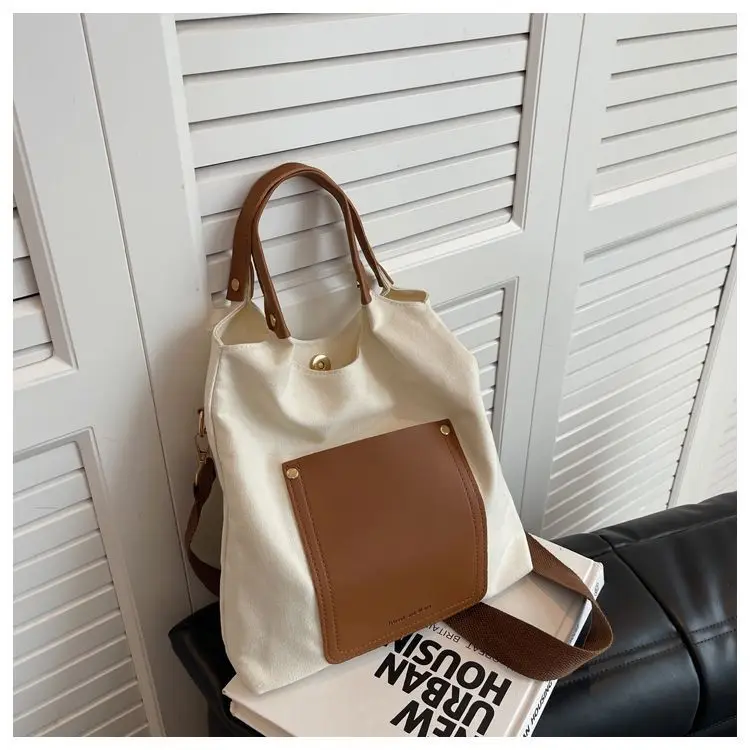 2022 New Canvas Bag Fashion Large-capacity Women's Bag Contrast Color Single Shoulder All-match Messenger Tote Bag
2022 New Canvas Bag Fashion Large-capacity Women's Bag Contrast Color Single Shoulder All-match Messenger Tote Bag