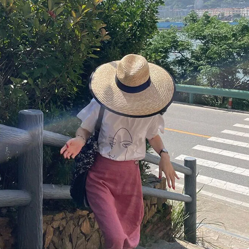 Big Straw Hats For Women Wide Brim Summer Sun Hat British Top Panama Beach Hats UV Protection Full Body Sunshade Wholesale
Big Straw Hats For Women Wide Brim Summer Sun Hat British Top Panama Beach Hats UV Protection Full Body Sunshade Wholesale