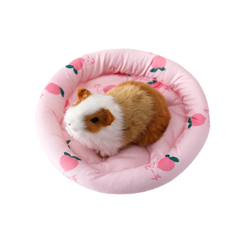 New Small Pet Nest Round Fruit Pad Hedgehog Chinchilla Rabbit Summer Cool Down Ice Silk Pad Hamster Nest Small Pet Suppplies
New Small Pet Nest Round Fruit Pad Hedgehog Chinchilla Rabbit Summer Cool Down Ice Silk Pad Hamster Nest Small Pet Suppplies