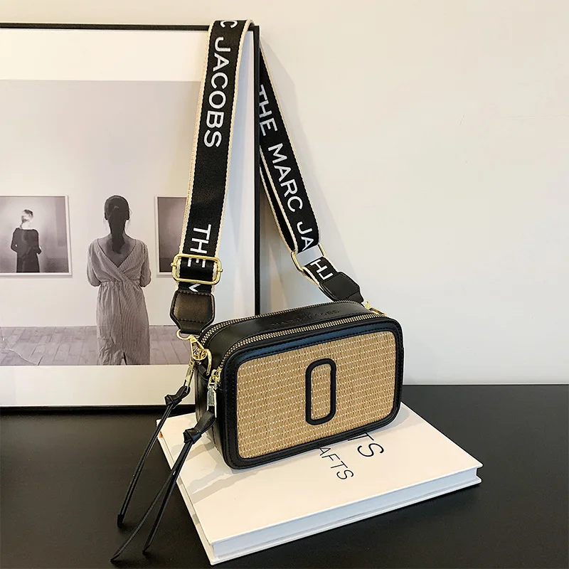Fashion Straw Ladies Shoulder Bag Personality Girl'S Camera Wide Shoulder Strap Small Square Bag Retro Simple Crossbody Bags Pur
Fashion Straw Ladies Shoulder Bag Personality Girl'S Camera Wide Shoulder Strap Small Square Bag Retro Simple Crossbody Bags Pur