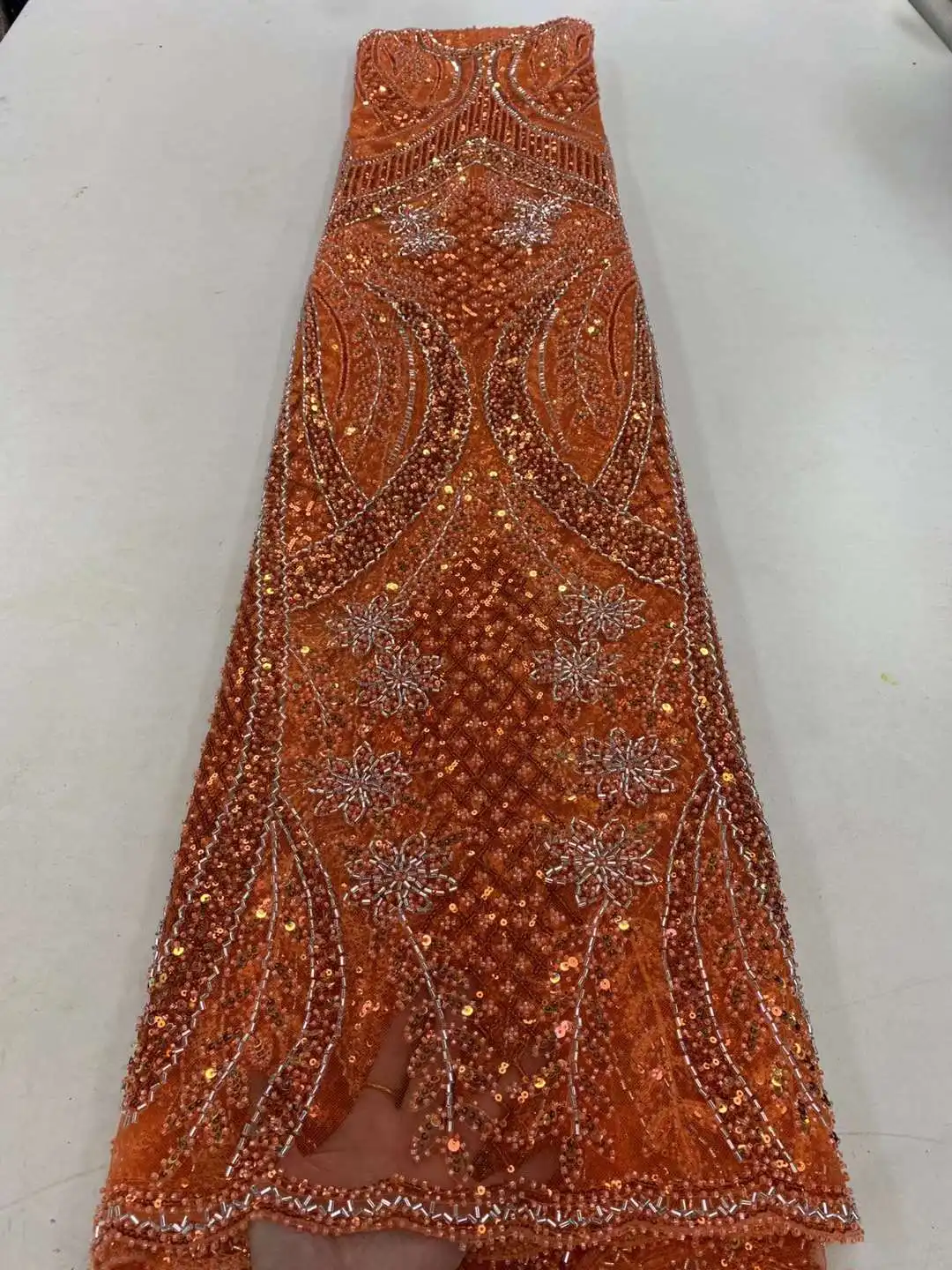 Sequins Lace Fabric African Laces Luxury Nigeria Party Embroidery Beaded Lace Fabric For Ladies Dresses
Sequins Lace Fabric African Laces Luxury Nigeria Party Embroidery Beaded Lace Fabric For Ladies Dresses