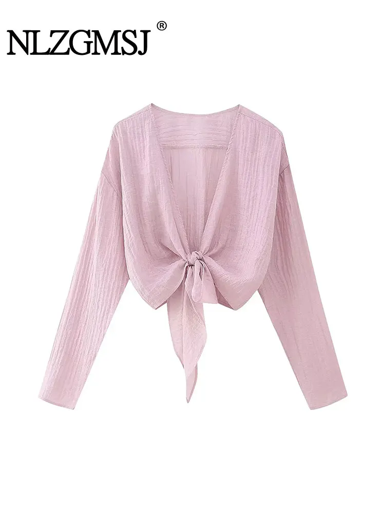 Nlzgmsj TRAF 2023 Spring Autumn Blouse Women Elegant Bow Tie Pink Crop Blouse Shirt Women Office Lady Korean Streetwear Top
Nlzgmsj TRAF 2023 Spring Autumn Blouse Women Elegant Bow Tie Pink Crop Blouse Shirt Women Office Lady Korean Streetwear Top
