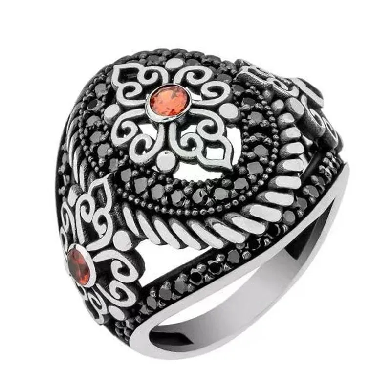 Carved Pattern Micro Inlaid Red and Black Zircon Two-tone Ring, European and American Vintage and Old Neutral Ring Size 6-13
Carved Pattern Micro Inlaid Red and Black Zircon Two-tone Ring, European and American Vintage and Old Neutral Ring Size 6-13