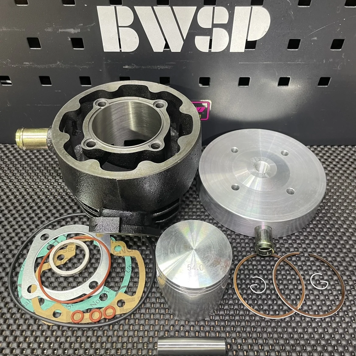 Cylinder Set 54mm Dio50 Af18 Water Cooling Big Bore Kit With Head BWSP Scooter Dio Upgrade Parts
Cylinder Set 54mm Dio50 Af18 Water Cooling Big Bore Kit With Head BWSP Scooter Dio Upgrade Parts