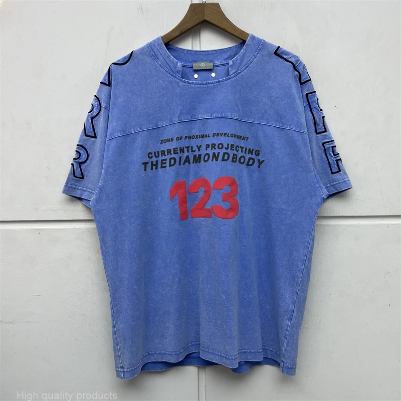 RRR123 T-Shirt Men Women High Quality Heavy Industry Embroidery Letters T-shirt Retro Washed Hip Hop Loose Short Sleeve Tee
RRR123 T-Shirt Men Women High Quality Heavy Industry Embroidery Letters T-shirt Retro Washed Hip Hop Loose Short Sleeve Tee