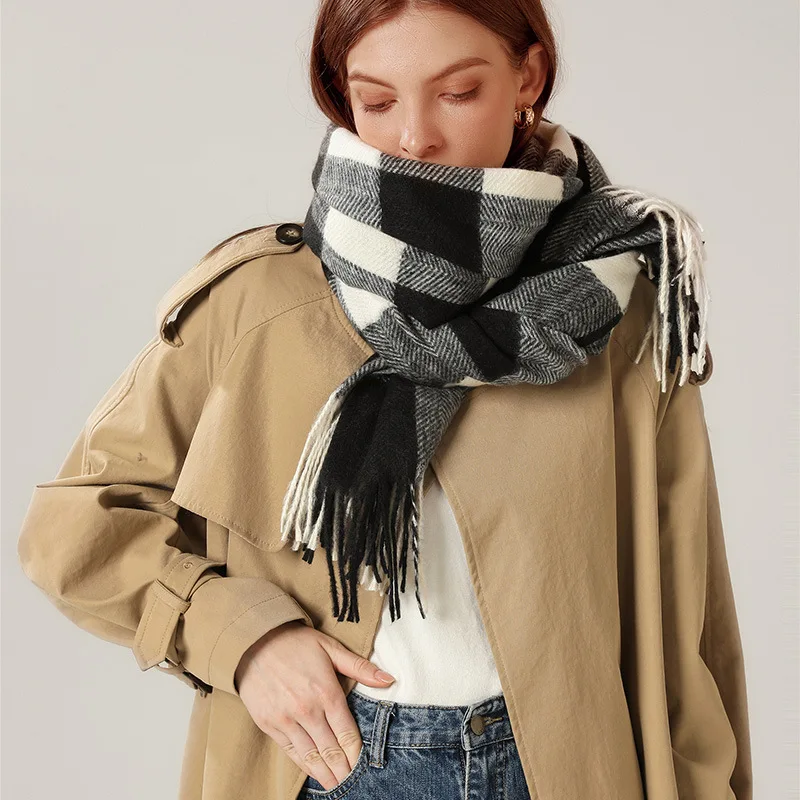 Cashmere Women Winter Scarf Pashmina Shawls Thick Luxury Print Scarves Brand Warm Lady Blanked Wraps Double Side
Cashmere Women Winter Scarf Pashmina Shawls Thick Luxury Print Scarves Brand Warm Lady Blanked Wraps Double Side