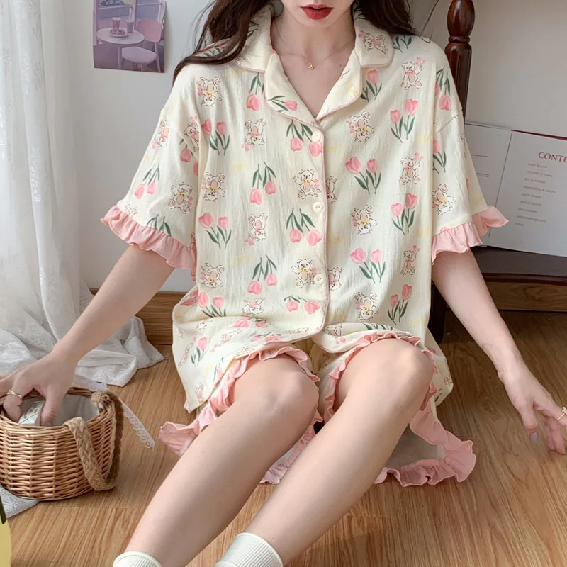 Summer Sweet Pajamas Set Gauze Cotton Kimono Pajamas Lapel Cartoon Cute Printing Loose Loungewear Women 2 Piece Sleepwear
Summer Sweet Pajamas Set Gauze Cotton Kimono Pajamas Lapel Cartoon Cute Printing Loose Loungewear Women 2 Piece Sleepwear