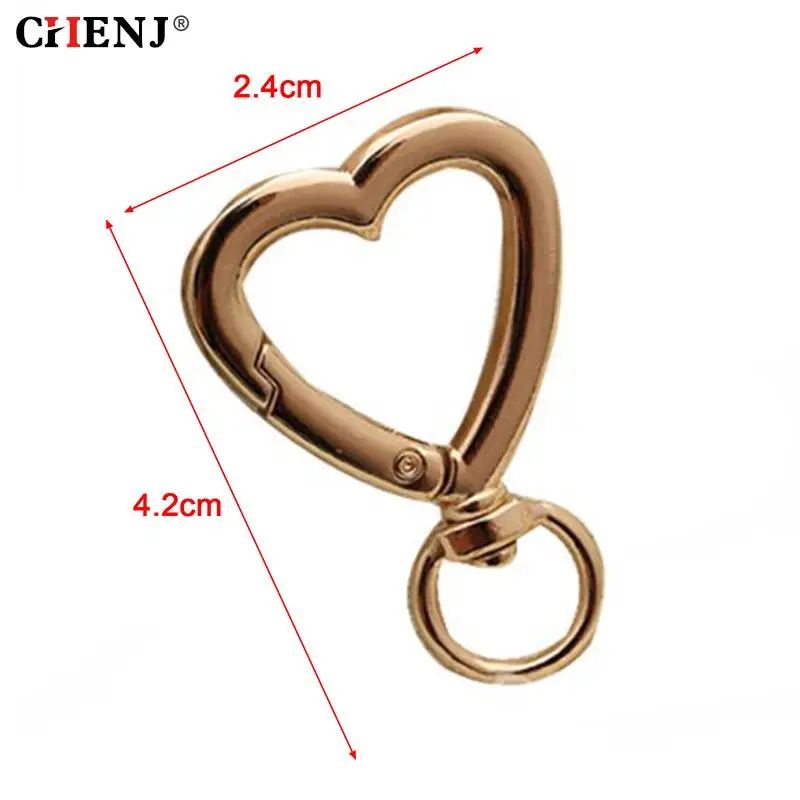 1 шт., пружинные кольца-сердечки для ворот 
1 шт., пружинные кольца-сердечки для ворот